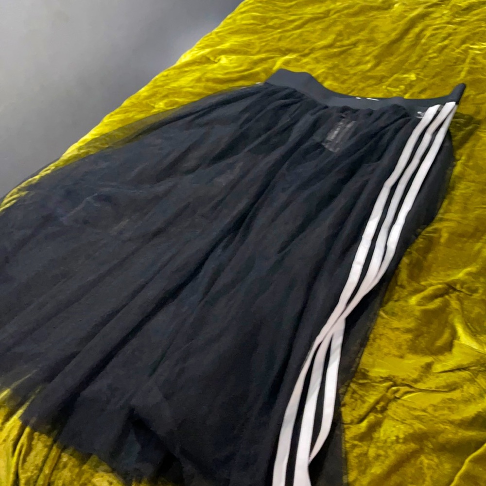 Adidas sheer skirt size large